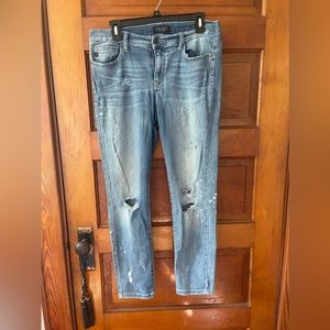 Judy Blue Lightly Distressed Jeans